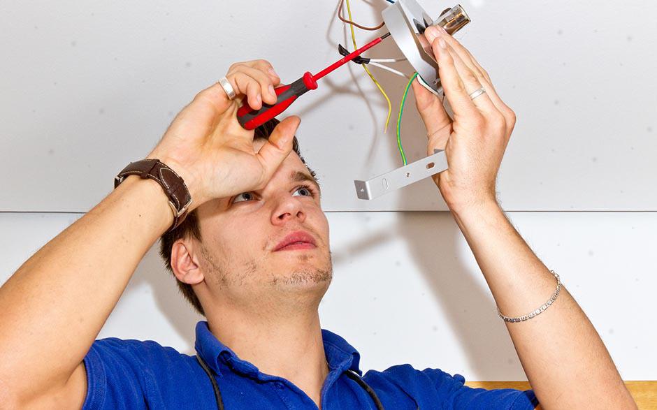 artisan électricien Éragny
